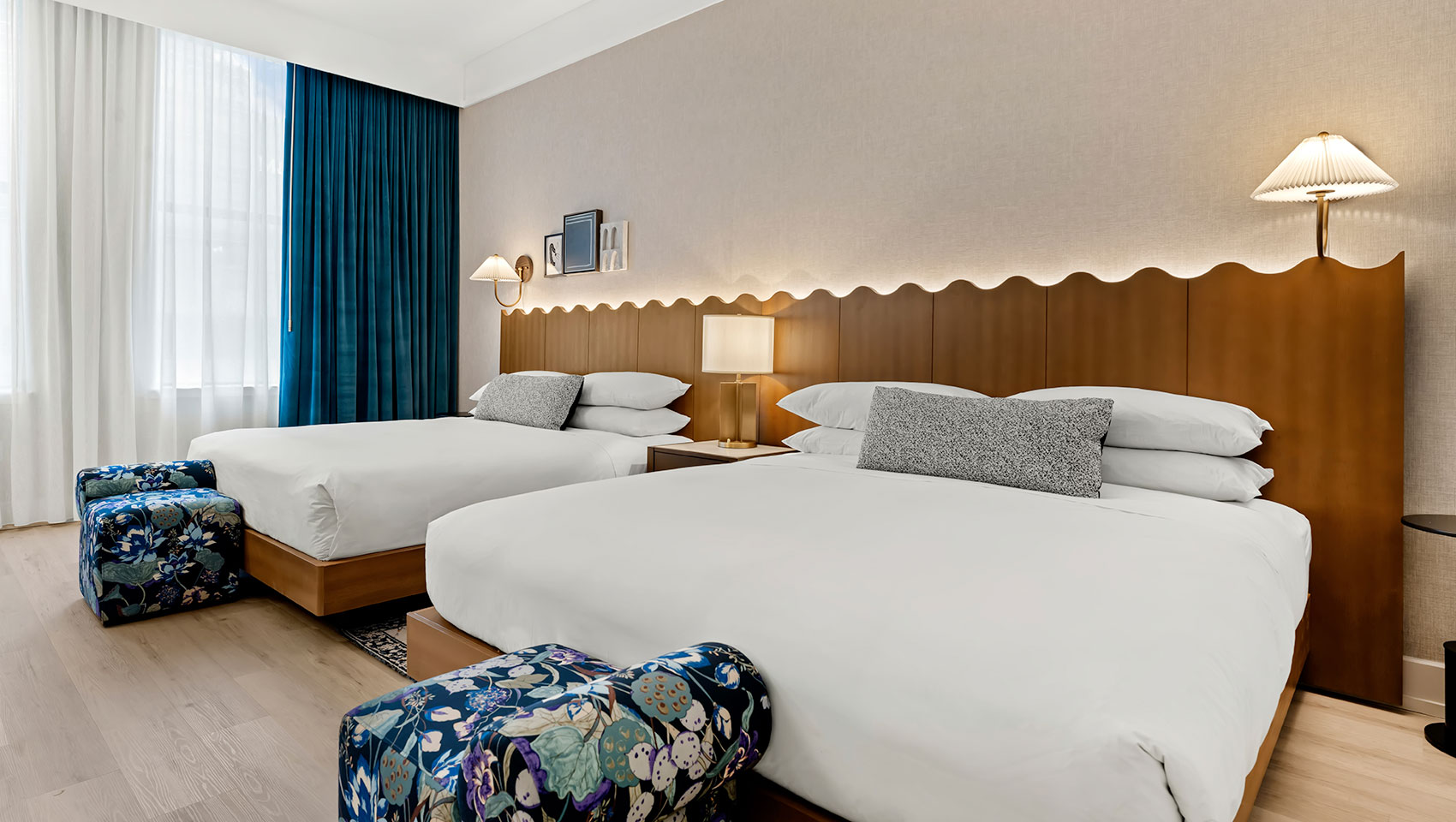 2 King beds